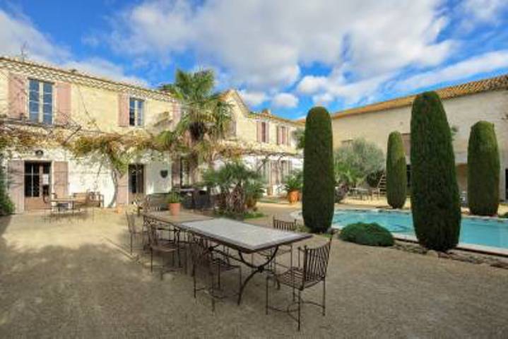 Location de vacances pour 26 personnes, avec piscine et jardin en Camargue - 3