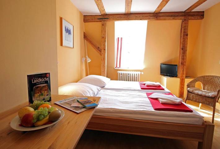Ferienhaus für 2 Personen, mit Terrasse und Garten