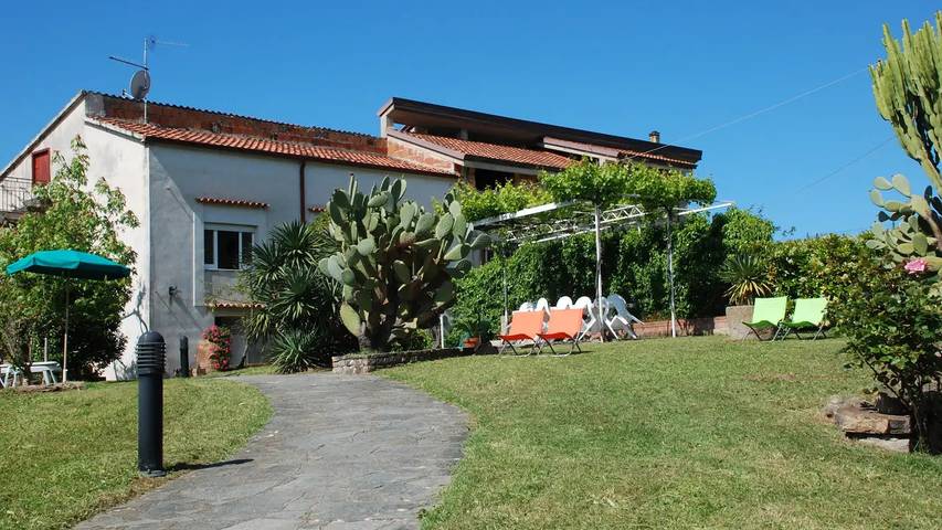 Villa per 3 persone, con giardino e piscina in Cilento
