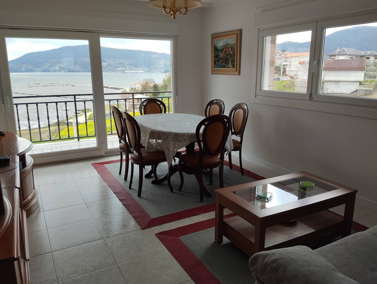 Casa vacacional 'Seaside Stay' con vistas al mar, jardín privado y Wifi in Praia de Deilán (Vilaboa), Vilaboa
