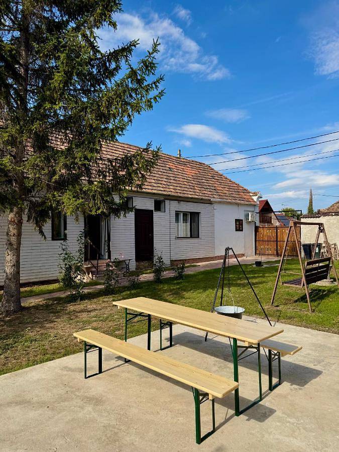 Ferienwohnung für 6 Personen, mit Garten - 1