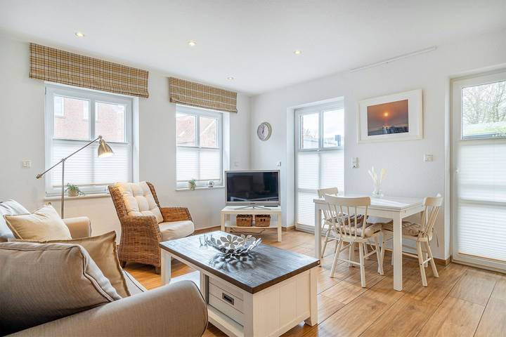 Ferienwohnung für 4 Personen, mit Terrasse und Garten in Krummhörn