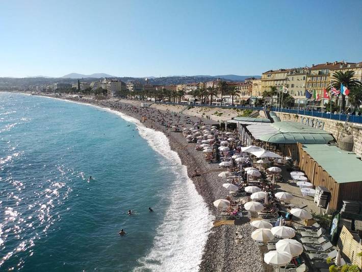 Gîte pour 6 personnes, avec vue et jardin dans Bowling Acropolis Nice