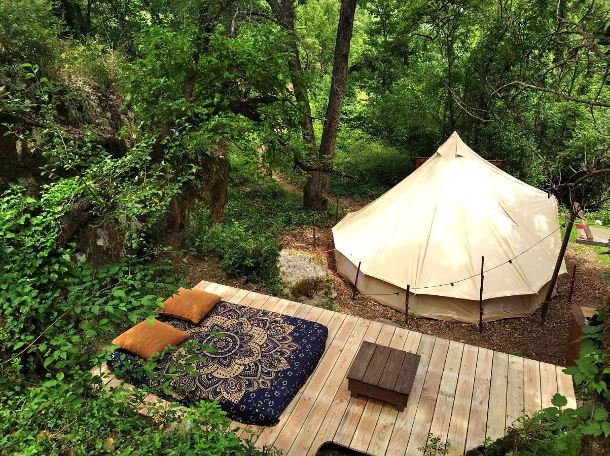 Tent in Saint-Laurent-le-Minier, Région du Vigan