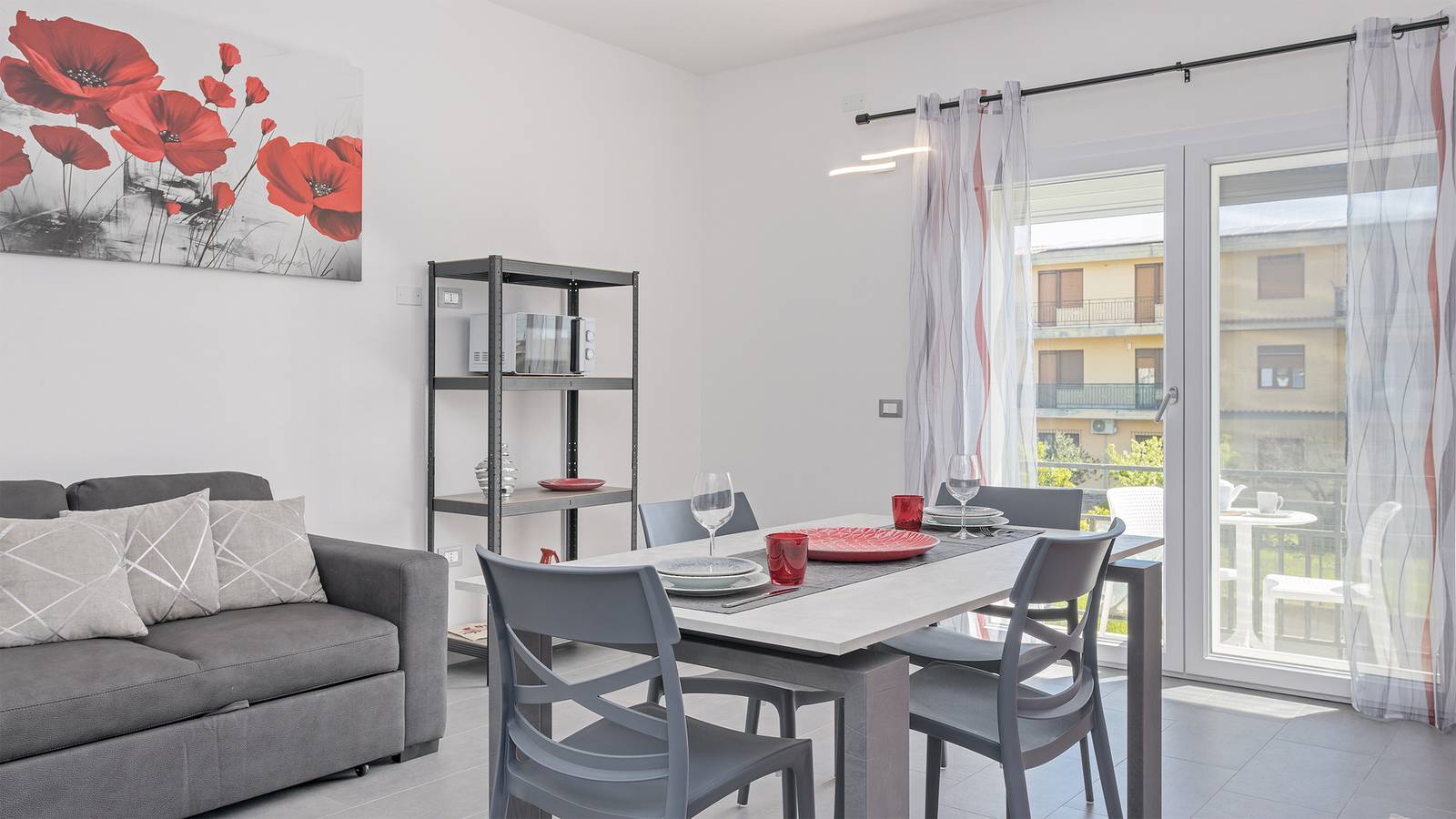 Ganze Wohnung, Casa Camu: Style near Central Tortolì & Beaches in Is Murdegus, Tortolì