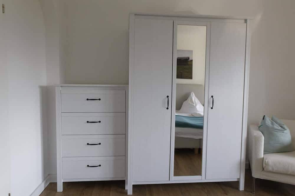 Ganze Wohnung, Ground floor apartment Highspeed W-Lan, 5 persons, terrace/garden for single use in Schobergruppe, Dölsach