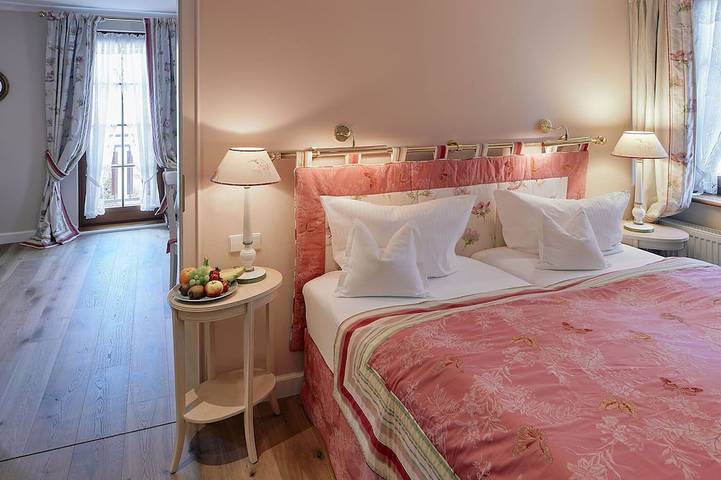 Ferienwohnung für 2 Personen, mit Sauna und Garten in Sonnenbühl - 2