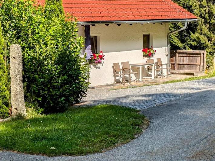 Ferienwohnung für 6 Personen, mit Balkon und Terrasse sowie Garten und Ausblick in Breitenberg
