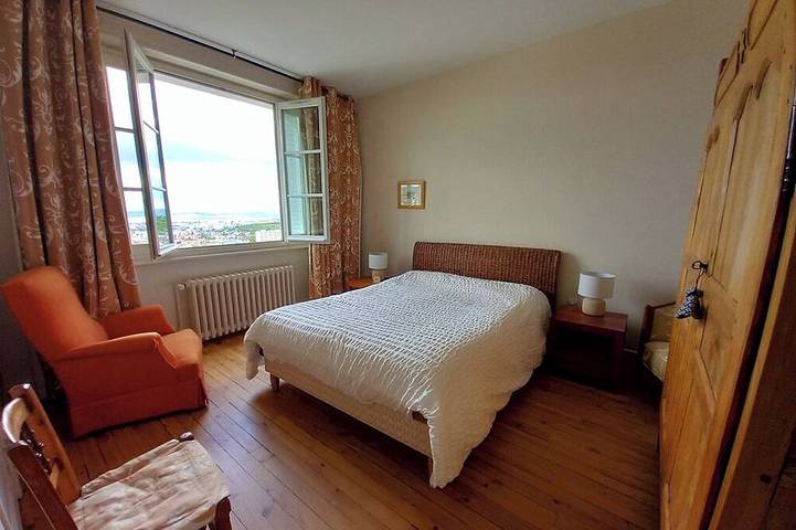 Location de vacances pour 5 personnes, avec terrasse à Royat - 3