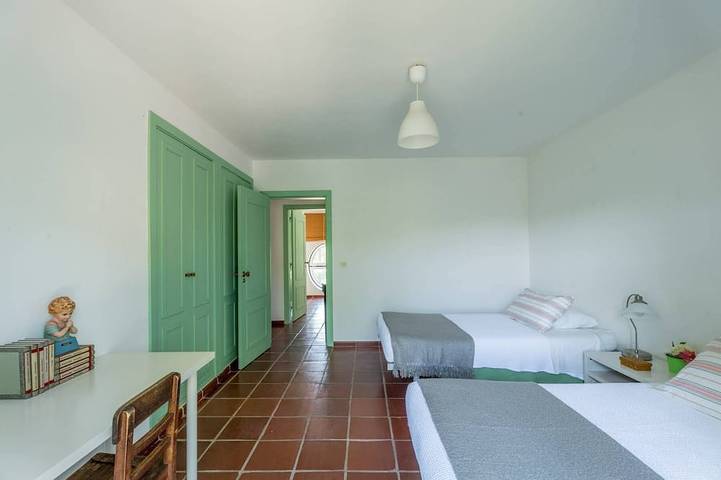 Location de vacances pour 17 personnes, avec jardin et balcon dans Santo Estevão - 4