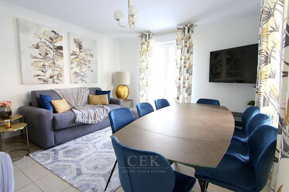 Appartement De Vacances pour 8 Personnes dans Chessy, Seine-et-Marne