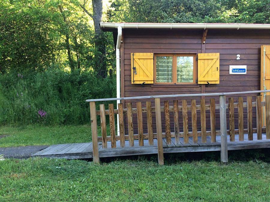 Camping La Fressange - Chalet 4 personnes - Pmr in Saint-Didier-en-Velay, Haute-Loire
