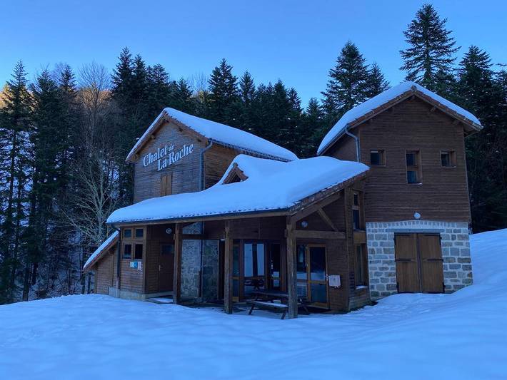Chalet pour 15 personnes, avec terrasse et jardin, animaux acceptés dans le Puy-de-Dôme - 3