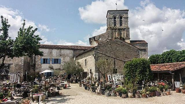 Chambre d’hôte pour 2 personnes, avec vue ainsi que jardin et terrasse à Cressé