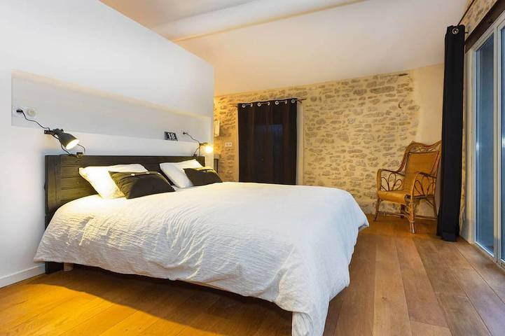 Location de vacances pour 12 personnes, avec jardin à Châteauneuf-du-Pape - 3