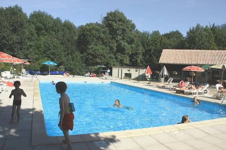 Mobil home pour 4 personnes dans Chateau De La Vigne - 2