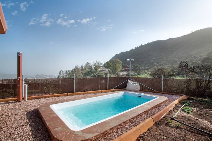 Casa rural para 5 personas, con Balcón y Jardín en El Pedregal - 2
