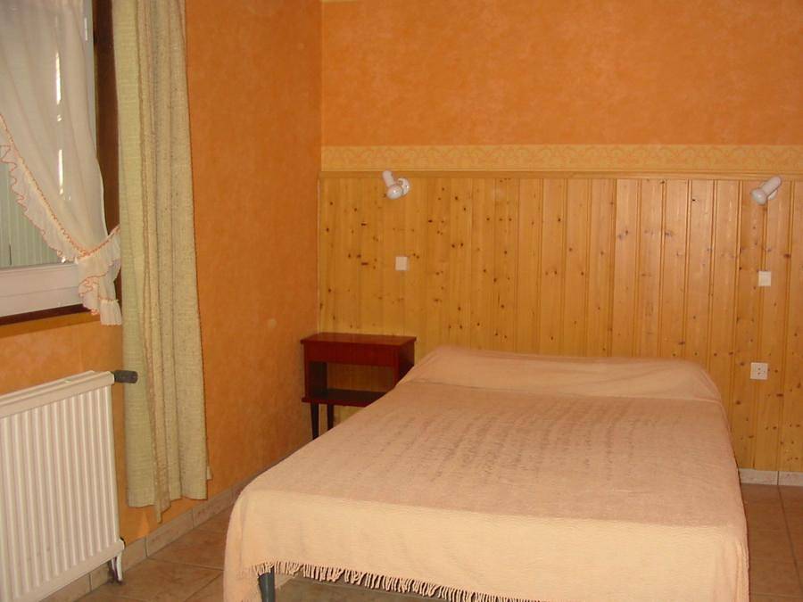 Camping du Meygal - Landhaus 4 personen - Ferienhaus Wohnung in Champclause, Zentralmassiv