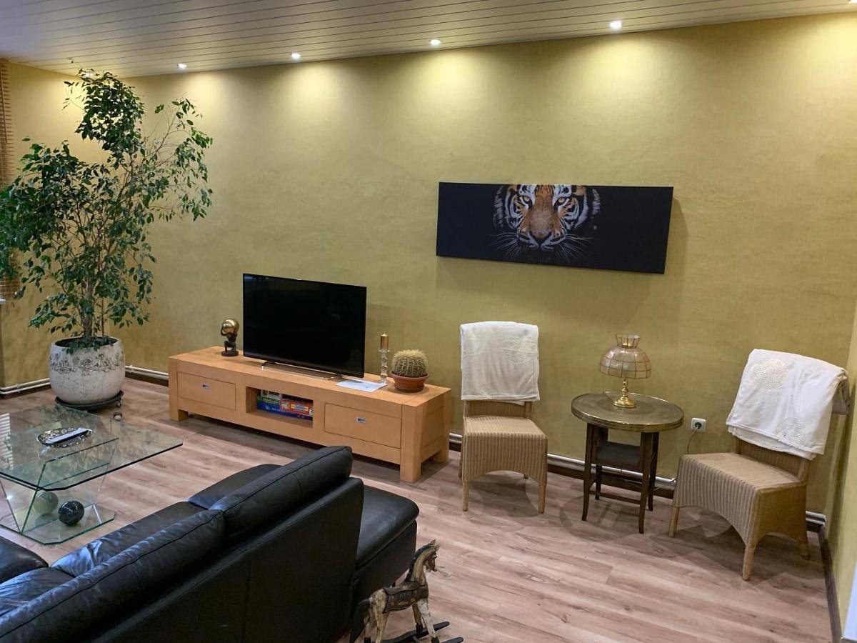 Ganze Wohnung, One-Bedroom Apartment in Michendorf, Mittelmark