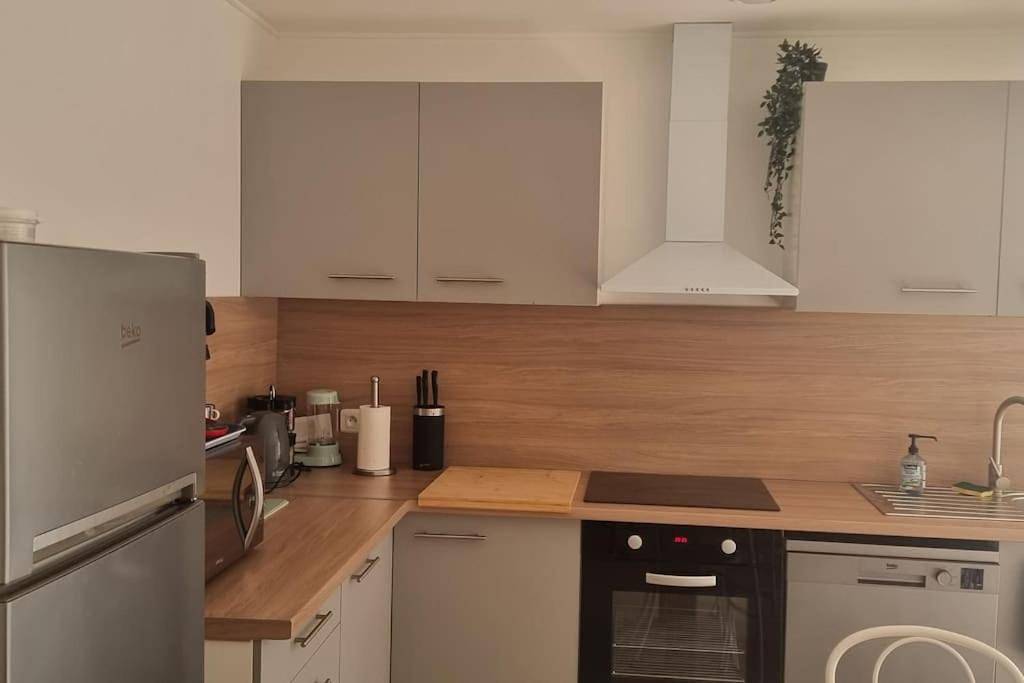 Maison style "Bohême" parfaite entre Collègues ou Famille - Jusqu'à 9 personnes - in Saint-Seurin-sur-l'Isle, Région de Libourne