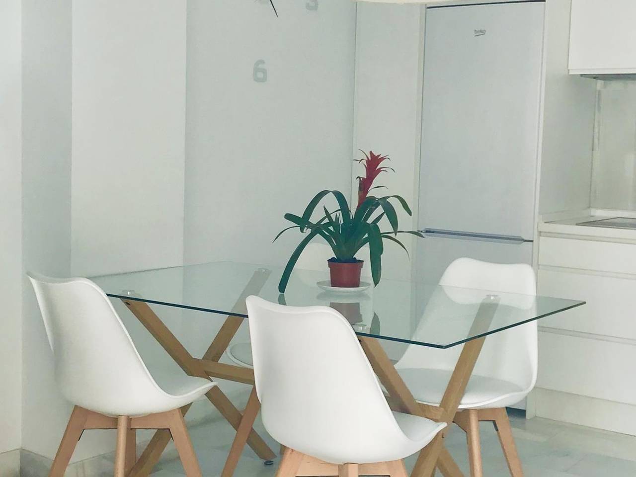 Hel ferieleilighet, Centrally located, with free parking. Modern and spacious apartment. in Centro-Sagrario, Granada