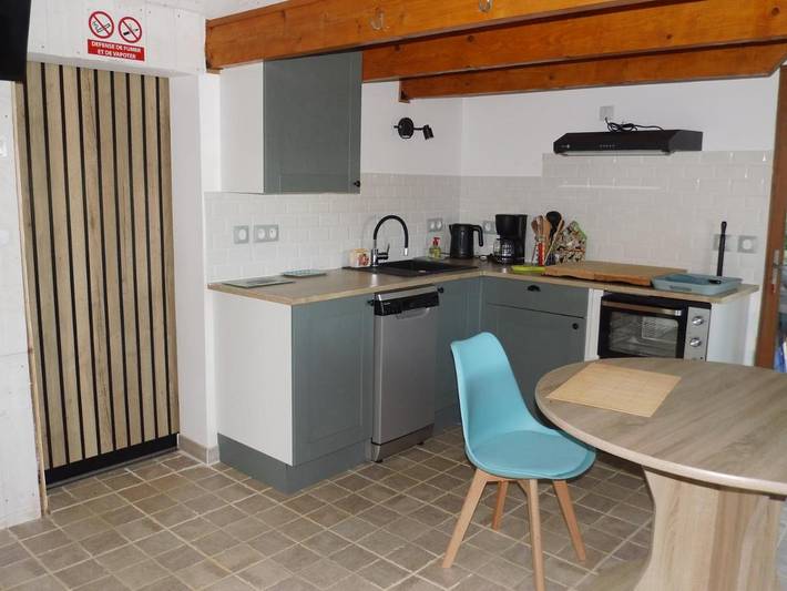 Gîte pour 2 personnes, avec Terrasse ainsi que Jardin et Vue à Montlay-en-Auxois - 2