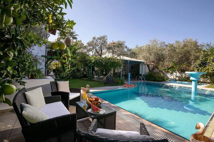 Ferienwohnung für 3 Personen, mit Pool in Archangelos