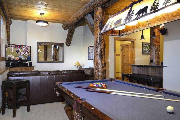 Vacation rental for 14 people, with balcony in Crested Butte