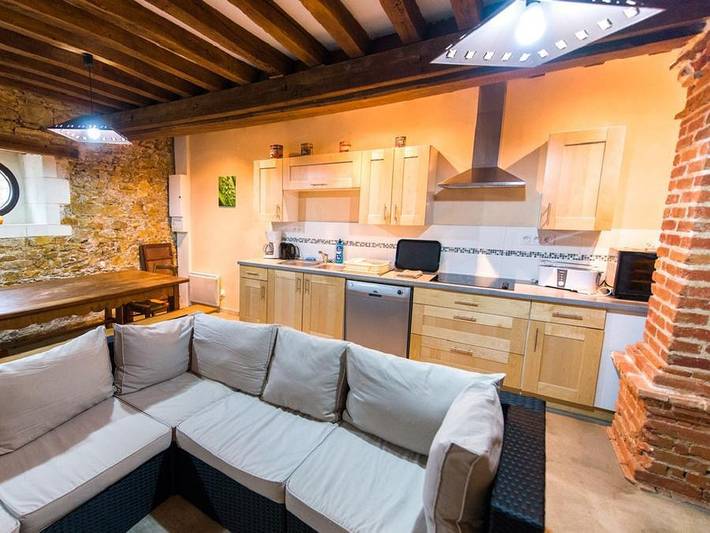 Camping Sites et Paysages - L'Etang de Brissac  - Gîte 10 personnes - Gîte Premium 4 ch. - 150 m² - TV - Lv - 2Sdb in Brissac-Quincé, Vallée de la Loire