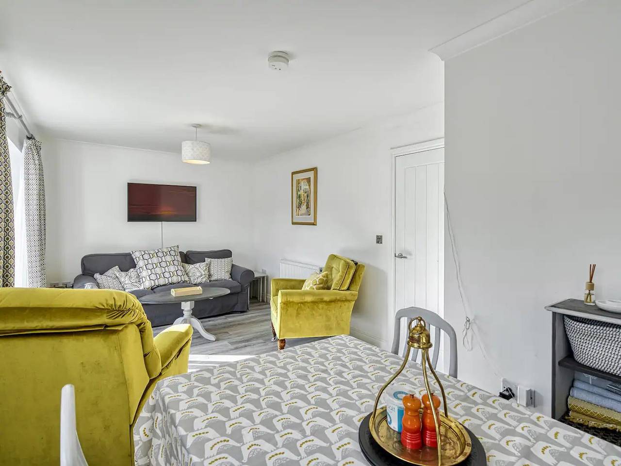 Modern Manchester House with Airport Links - Pass the Keys in Stockport, Greater Manchester
