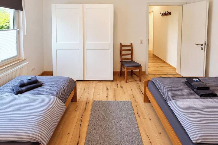 Ganze Wohnung, Deluxe Apartment 7 -Am Rathaus- in Landstuhl, Landkreis Kaiserslautern