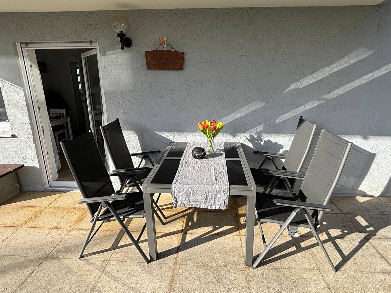 Ganze Ferienwohnung, Apartment Simone - Apartment 45qm, 1 Schlafzimmer, max. 3 Erwachsene und ein Kleinkind in Hüttlingen, Schwäbische Ostalb