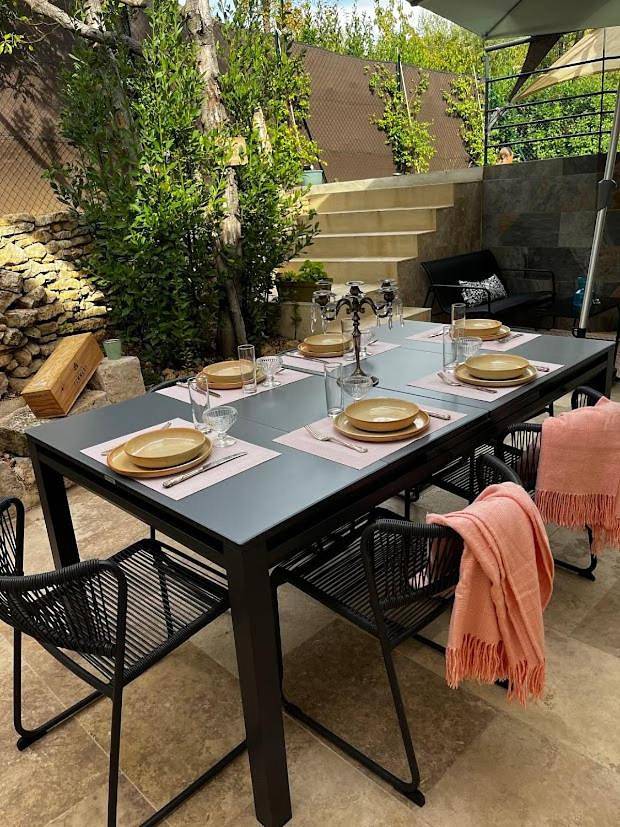 Maison de vacances pour 6 personnes, avec piscine ainsi que terrasse et vue