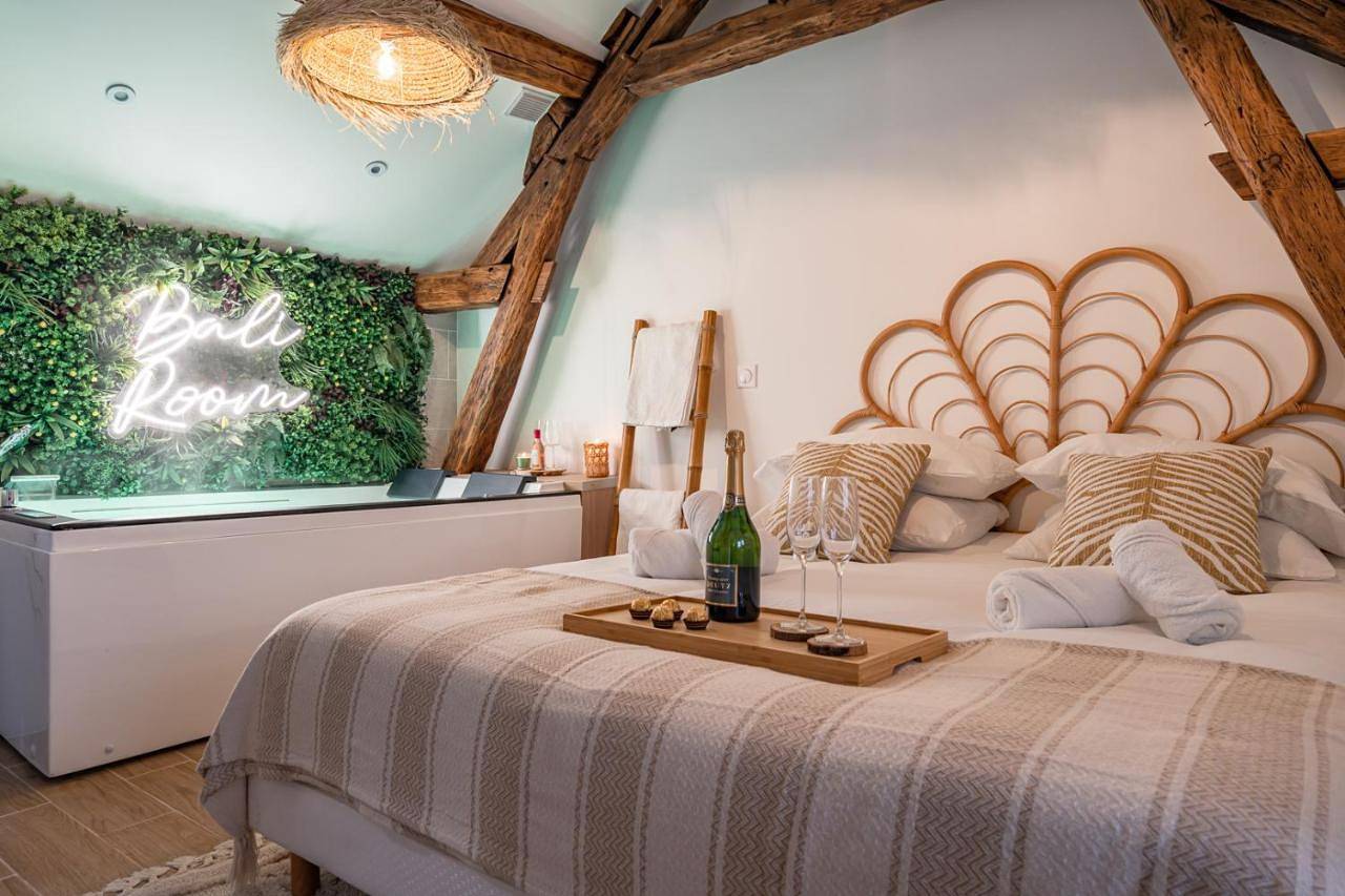 Appartement entier, Bali Room / Magnifique studio évasion Jaccuzi in Montgeron, Essonne