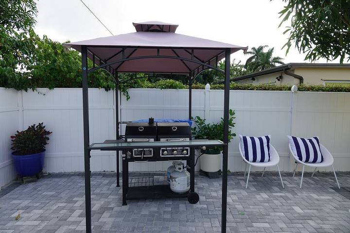 Vacation rental for 6 people, with hot tub in West Palm Beach