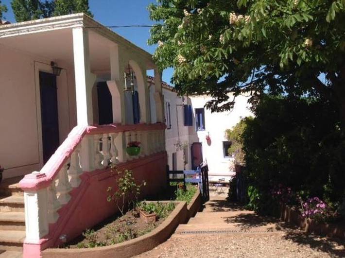 Location de vacances pour 23 personnes, avec jardin et piscine à Le Puech - 2