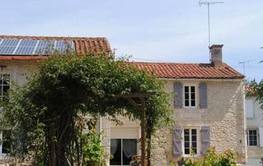 Maison d’hôte pour 3 personnes, avec jardin ainsi que jacuzzi et terrasse à Mouzeuil-Saint-Martin