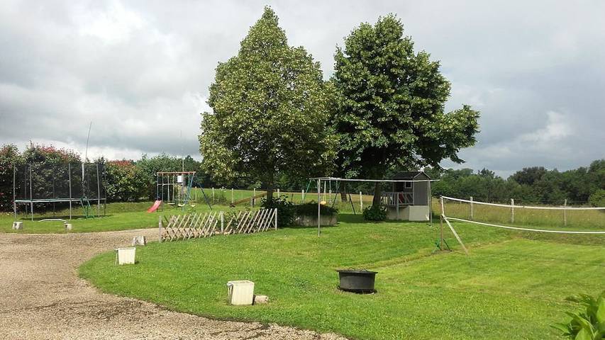 Gîte pour 8 personnes, avec jardin et terrasse en Charente-Maritime - 4