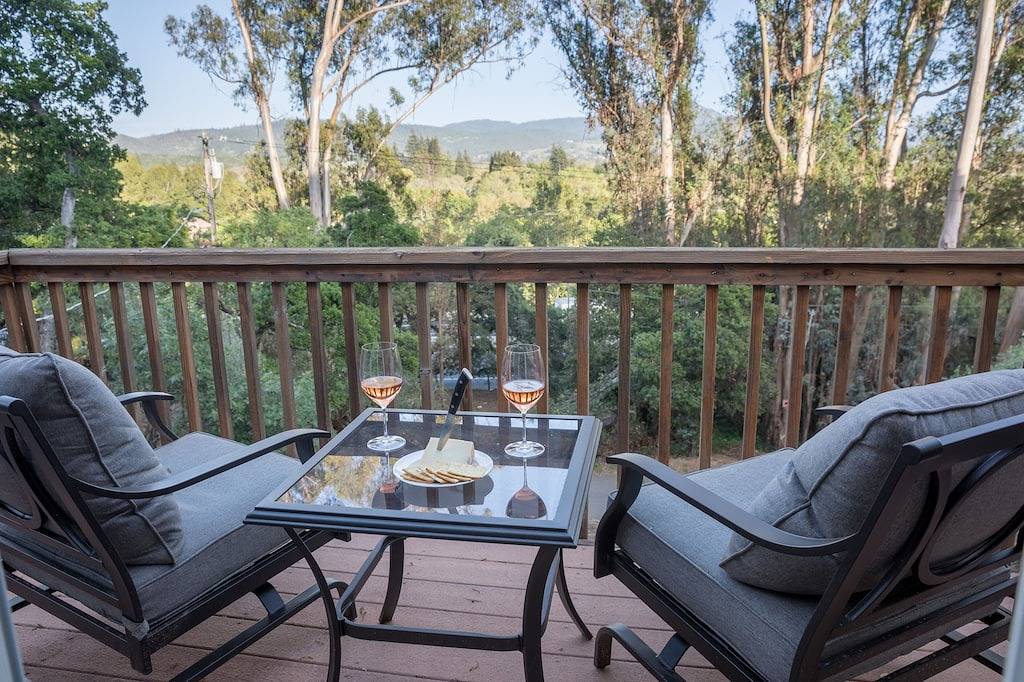 5 Bedroom wine Country Home, Grill, Hot Tub, Granny unit in Santa Rosa in Santa Rosa, California North Coast