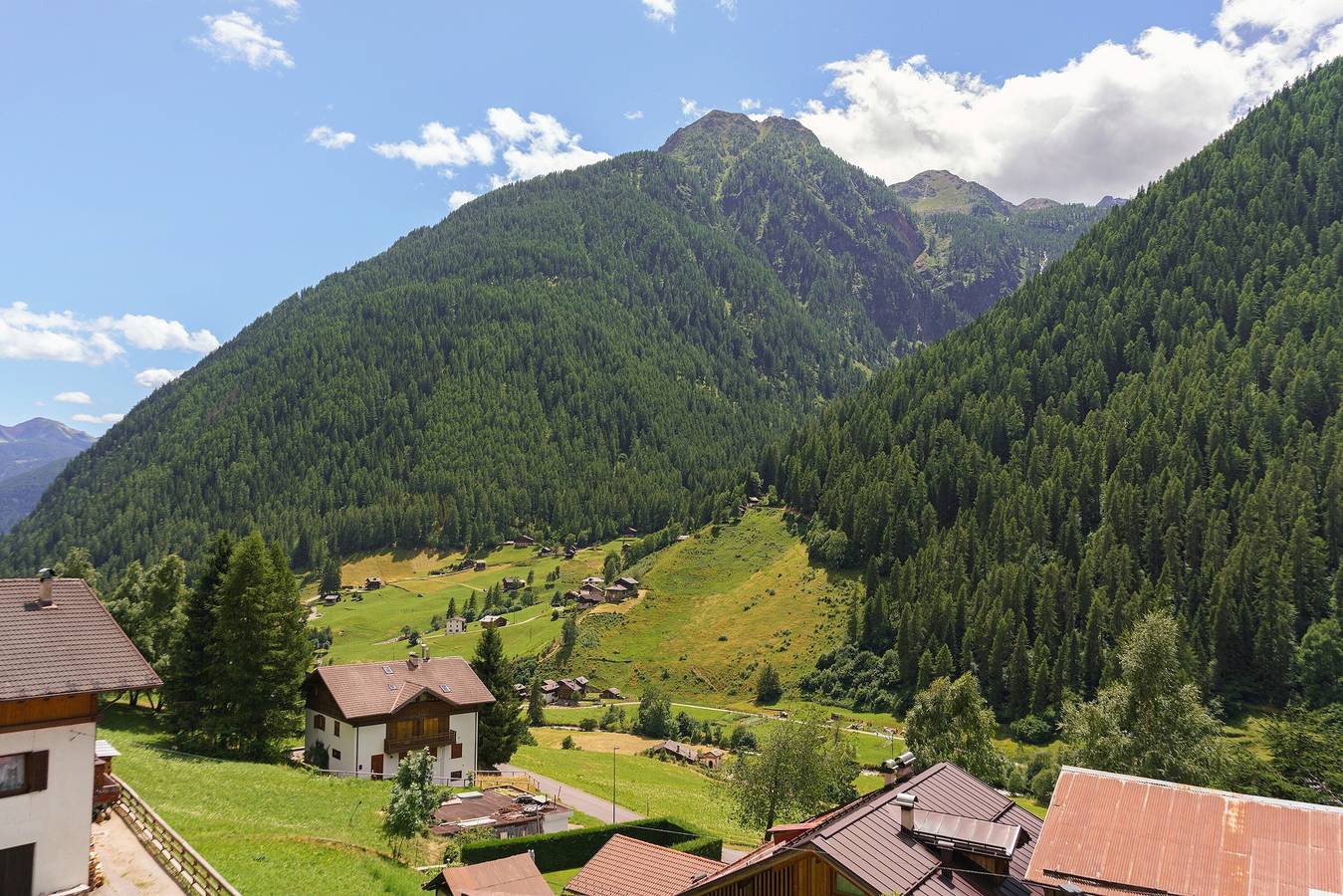 Chalet „de la Tata“ mit Bergblick, privatem Wellnessbereich und Wlan in Rabbi, Nationalpark Stilfser Joch