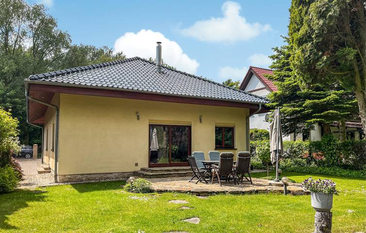 Ferienhaus für 12 Personen, mit Seeblick und Terrasse - 1
