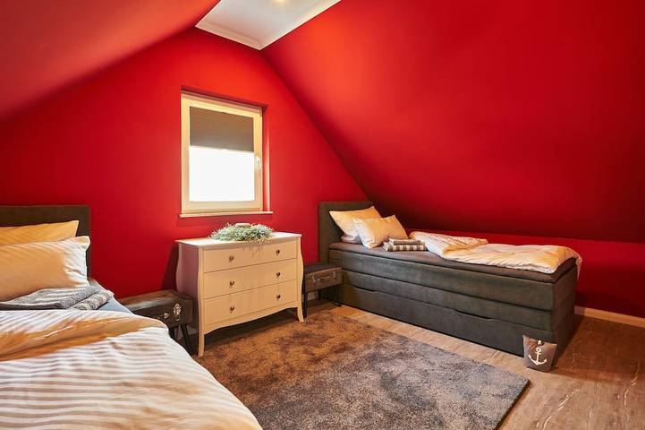 Ferienhaus für 8 Personen, mit Whirlpool und Sauna sowie Garten, mit Haustier in Kröslin - 3