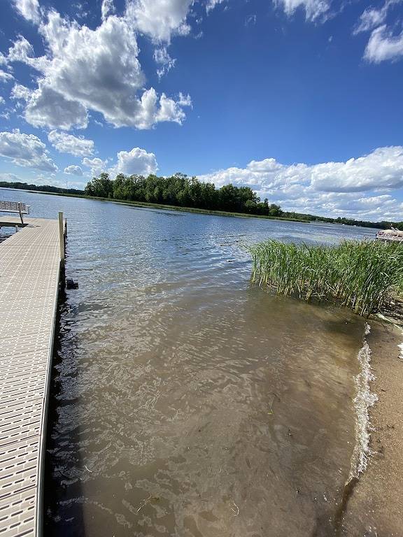 Cabin on Pearl Lake minutes from Dl in Becker County