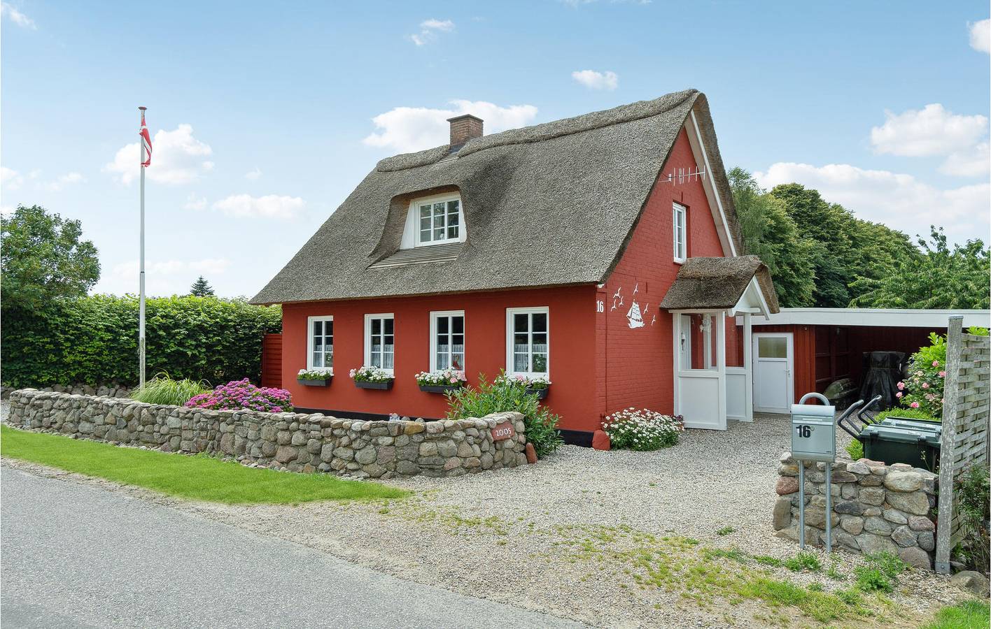 Ferienhaus für 6 Personen mit Terrasse in Humble, Langeland