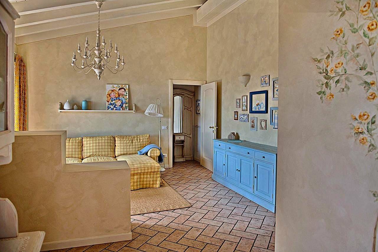 Alice's Nest-Lake View House in Padenghe sul Garda, Gardasee-Berge