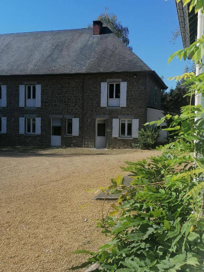 Location de vacances pour 12 personnes, avec jardin, animaux acceptés à Ciney - 2