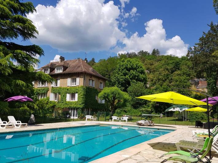 Maison d’hôte pour 2 personnes, avec Terrasse et Jardin ainsi que Piscine et Vue