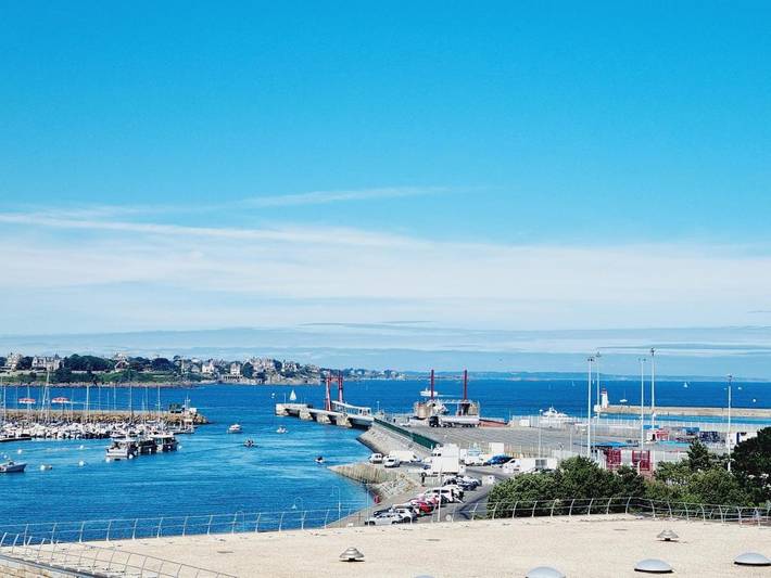 Gîte pour 2 personnes, avec vue dans Port de Plaisance des Sablons - 4