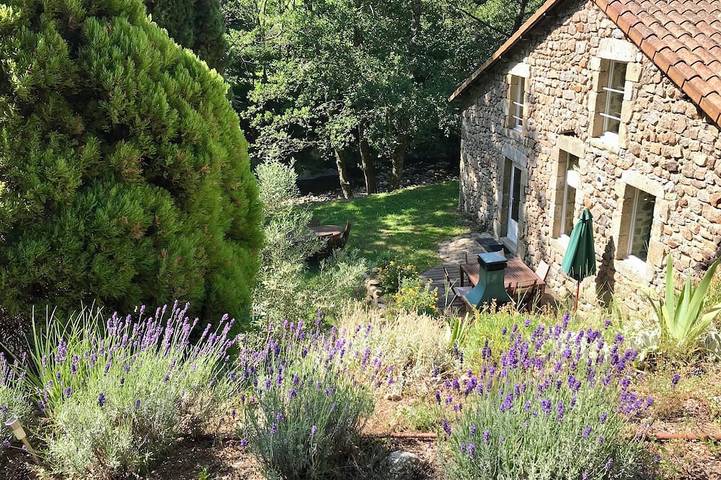 Location de vacances pour 10 personnes à Saint-Pierreville