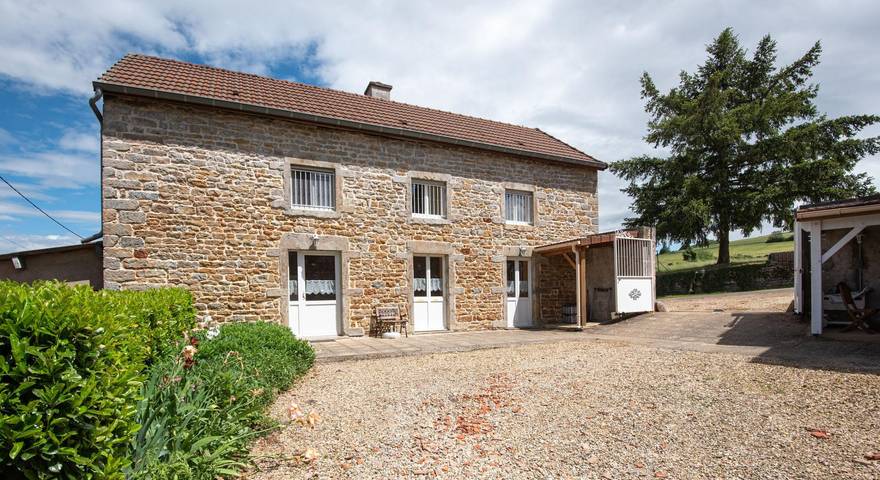 Gîte pour 6 personnes, avec Terrasse et Jardin
